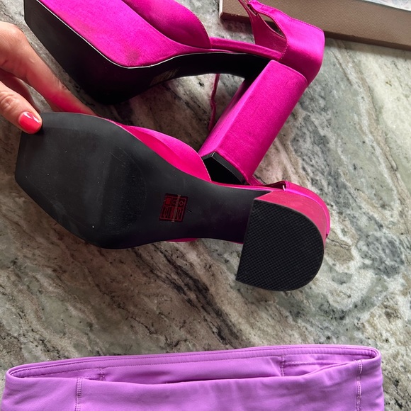 Jeffery Campbell Over and out pump in fuchsia satin - Picture 4 of 5